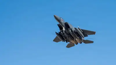 ইরানের দূতাবাসের কড়া জবাব: মার্কিন পাইলটের মায়ের উদ্বেগে ভারাক্রান্ত মন