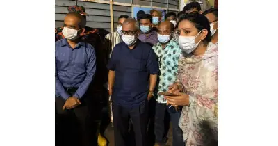 কেরানীগঞ্জের কারখানা অগ্নিকাণ্ড পরিদর্শন করলেন শ্রমমন্ত্রী, আহতদের সহায়তায় তহবিল ঘোষণা