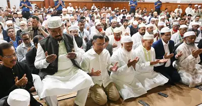 প্রধানমন্ত্রী ও বিরোধী নেতার উপস্থিতিতে শিক্ষাবিদ দিলারা হাফিজের স্মরণে দোয়া মাহফিল