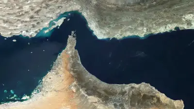 হরমুজ প্রণালি: বিশ্ব অর্থনীতির প্রাণকেন্দ্র ও ভূতাত্ত্বিক বিস্ময়