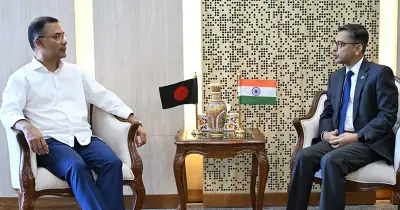 প্রধানমন্ত্রীর সঙ্গে ভারতীয় হাইকমিশনারের সাক্ষাৎ: দ্বিপাক্ষিক সম্পর্কের বিষয়ে আলোচনা