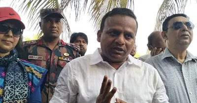 টেকনাফ স্থলবন্দরের কার্যক্রম পুনরায় চালু, স্থানীয় অর্থনীতিতে ইতিবাচক প্রভাব আশা