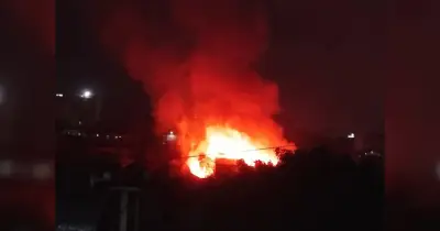 টঙ্গীতে বস্তিতে ভয়াবহ অগ্নিকাণ্ড, ৪০টি ঘর পুড়ে ছাই