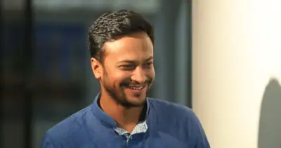 সাকিব আল হাসান: ক্রিকেটে ফোকাস, রাজনীতি এখনই নয়, দেশসেবার পথ খোলা