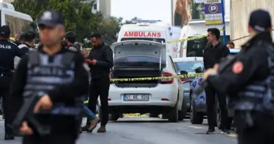 ইস্তাম্বুলে ইসরায়েলি কনস্যুলেটে হামলা: এক হামলাকারী নিহত, দুই পুলিশ আহত