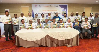 প্রাণীর স্বাস্থ্য সুরক্ষায় যুগান্তকারী পদক্ষেপ: বাংলাদেশে প্রথমবারের মতো টিকাকার্ড চালুর প্রস্তাব