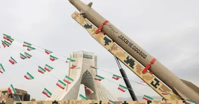 ট্রাম্পের হুমকির জবাবে ইরানের কড়া প্রতিক্রিয়া, উত্তেজনা বিশ্বজুড়ে