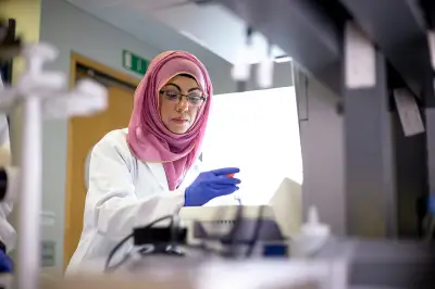 ব্রিটিশ কাউন্সিলের 'উইমেন ইন স্টেম' বৃত্তি: যুক্তরাজ্যে স্নাতকোত্তর ডিগ্রির সুযোগ