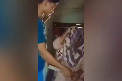 অনলাইন গেমে আসক্ত তরুণের মাকে মারধরের ভিডিও ভাইরাল, পুলিশ তদন্তে