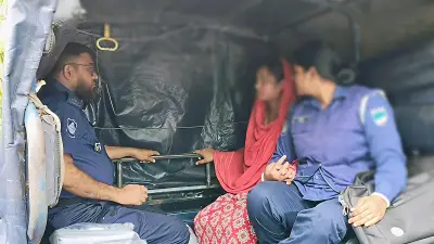 নড়াইলে তিন মাস বয়সী শিশু হত্যা: মা আরিফা খাতুনকে জিজ্ঞাসাবাদের জন্য আটক করেছে পুলিশ