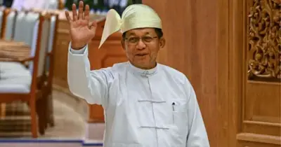 মিয়ানমারের প্রেসিডেন্ট হিসেবে শপথ নিলেন সাবেক সেনাপ্রধান মিন অং হ্লাইং