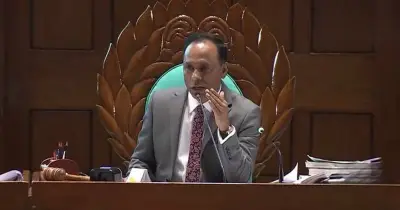 সংসদে জনগুরুত্বপূর্ণ সমস্যা শোনার জন্য মন্ত্রীদের প্রতি ডেপুটি স্পিকারের অনুরোধ