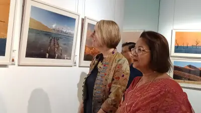 যুক্তরাজ্যের হাইকমিশনার সারাহ কুক উদ্বোধন করলেন সাবরিনা ইসলামের আলোকচিত্র প্রদর্শনী