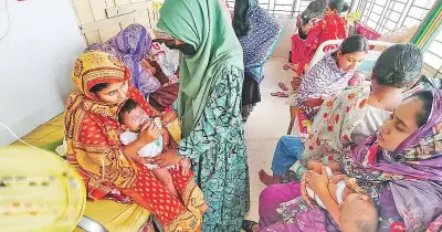 হামে শিশু মৃত্যু উদ্বেগজনক: পূর্ণ সুস্থ না হতেই হাসপাতাল ছাড়ছে রোগীরা