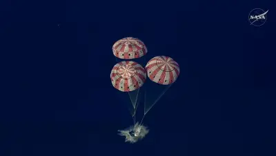 চাঁদের কক্ষপথে ঐতিহাসিক অভিযান শেষে পৃথিবীতে ফিরলেন আর্টেমিস-২ মিশনের চার নভোচারী