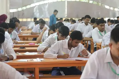 ২০২৬ সালের এইচএসসি পরীক্ষার আসনবিন্যাস প্রকাশ: কেন্দ্র ও দায়িত্ব নির্ধারণ