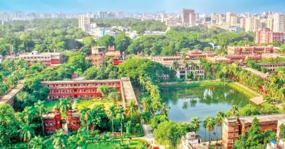 ঢাকা বিশ্ববিদ্যালয়: সবুজের মায়ায় মোড়ানো জ্ঞান ও সৌন্দর্যের অপূর্ব মিলনস্থল