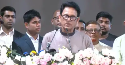 শিশুদের স্মার্টফোন অপব্যবহার নিয়ন্ত্রণে অভিভাবকদের দায়িত্বের ওপর জোর দিলেন শিক্ষামন্ত্রী