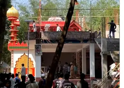 কুষ্টিয়ায় কথিত পীরের আস্তানায় হামলা: শামীম রেজা কুপিয়ে নিহত, আস্তানা ভাঙচুর ও অগ্নিসংযোগ