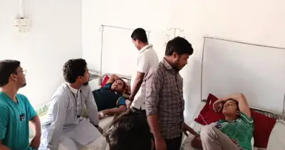 তিন দাবিতে অনশনরত শিক্ষার্থীরা ৭২ ঘণ্টা পর হাসপাতালে, পরিবারের অনুরোধে শেষ হলো অনশন