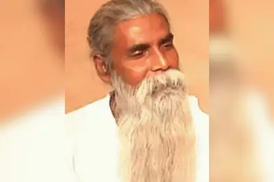 কুষ্টিয়ার দৌলতপুরে পীর শামীম রেজাকে পিটিয়ে হত্যা: পুরোনো ভিডিও নিয়ে ধর্ম অবমাননার অভিযোগ