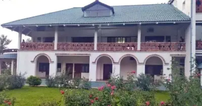 মৌলভীবাজারে হাসপাতাল বন্ধে চা শ্রমিকদের চিকিৎসাসঙ্কট, মৃত্যু ৫