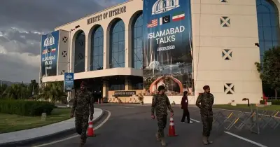 ট্রাম্পের উদাসীনতা, ইসলামাবাদে ইরান-মার্কিন বৈঠক, হরমুজে উত্তেজনা