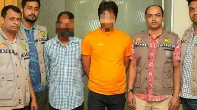 বিদেশি পিস্তল ও গুলিসহ গ্রেফতার ২, ঢাকাসহ ১৬ জেলায় তাপপ্রবাহ চলছে