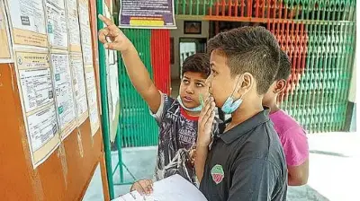 স্কুল ভর্তিতে লটারি বাদ দিয়ে আবারও ভর্তি পরীক্ষা চালুর সিদ্ধান্ত নিল সরকার