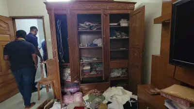 নারায়ণগঞ্জে ব্যবসায়ীর বাড়িতে ডাকাতি: লুট দুই লাখ টাকা ও ৪০ ভরি স্বর্ণালংকার