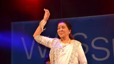 বার্লিনে আশা ভোসলের ঐতিহাসিক কনসার্ট: বাঙালি শ্রোতাদের জন্য 'না যেও না'র মায়াময় মুহূর্ত