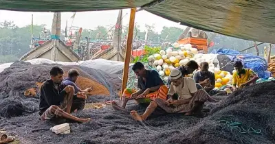 বঙ্গোপসাগরে ৫৮ দিনের মৎস্য আহরণ নিষেধাজ্ঞা শুরু, ভোলার ৬৫ হাজার জেলে কর্মহীন