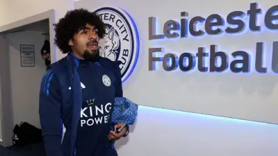 লেস্টার সিটির বাংলাদেশি মিডফিল্ডার হামজা চৌধুরীর ক্লাব তৃতীয় বিভাগে নামার শঙ্কায়