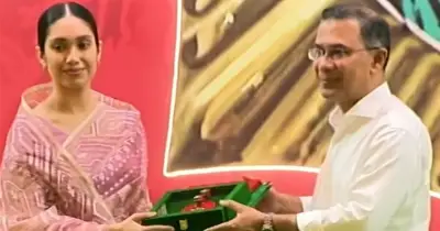 স্বাধীনতা পুরস্কার গ্রহণ করলেন জাইমা রাহমান, খালেদা জিয়ার পক্ষে সম্মাননা নিলেন নাতনি