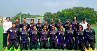 ইন্দোনেশিয়ায় এশিয়ান গেমস হকি বাছাই: বাংলাদেশ নারী দল ২০ এপ্রিল জাকার্তার উদ্দেশে রওনা