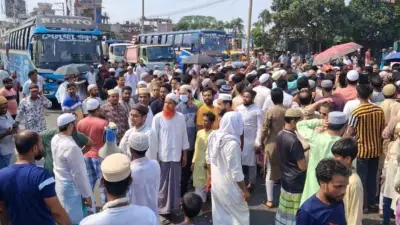 গ্যাস সংকটে মহাসড়ক অবরোধ, হজযাত্রীদের খাদেম দাবি ধর্মমন্ত্রীর, নিউজিল্যান্ডের কাছে বাংলাদেশের পরাজয়