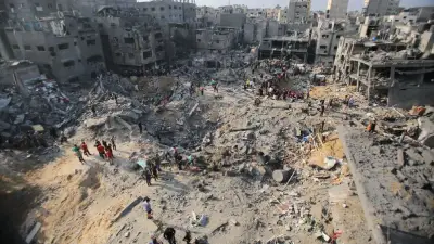 বিএনপি নারী প্রার্থী সাক্ষাৎকার নিচ্ছে, হজযাত্রীদের জন্য প্রধানমন্ত্রীর শুভেচ্ছা উপহার