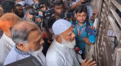 জ্বালানি সংকটে মোটরসাইকেল চালকদের আয় কমেছে: শফিকুর রহমানের অভিযোগ