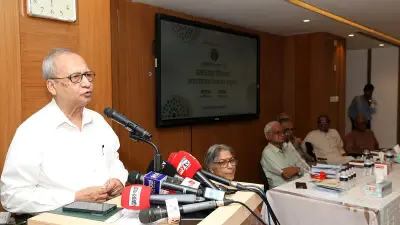 মুক্তিযুদ্ধের ইতিহাসে নতুন মাত্রা: ওয়ালিউল ইসলামের 'একাত্তরের ইতিকথা' বই প্রকাশ