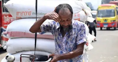 ঢাকায় গরমের দাপট অব্যাহত, আবহাওয়া অধিদপ্তরের পূর্বাভাসে শুষ্ক অবস্থার আভাস