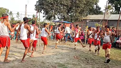 জামালপুরে নাছিরপুরে লাঠিখেলার মধ্যদিয়ে ফিরে এল গ্রামবাংলার হারানো ঐতিহ্য