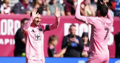 মেসির জোড়া গোলে ইন্টার মায়ামির নতুন কোচের অভিষেক জয়