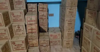 মাদারীপুরে অবসরপ্রাপ্ত সেনা সদস্যের গুদামে ৩৭ হাজার লিটার সয়াবিন তেল জব্দ