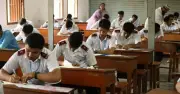 এসএসসি পরীক্ষার প্রথম দিনে নকলের দায়ে ৬ শিক্ষার্থী ও ১ পরিদর্শক বহিষ্কার
