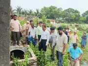 ভালুকায় পরিবেশ আইন লঙ্ঘনকারী পোশাক কারখানার বর্জ্য পাইপলাইন বন্ধ