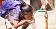 তীব্র দাবদাহে বিপর্যস্ত জনজীবন, ২৭ জেলায় তাপপ্রবাহ