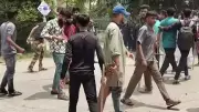 ঈশ্বরদী কলেজে ছাত্রদল-শিবির সংঘর্ষ, ককটেল বিস্ফোরণ