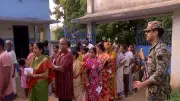 ভোটার তালিকা থেকে লাখ লাখ মানুষের নাম বাদ: পশ্চিমবঙ্গে গণতান্ত্রিক সংকট