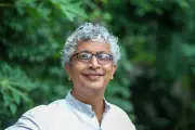 ইউজিসি সদস্য অধ্যাপক তানজীমউদ্দিন খানের পদত্যাগ
