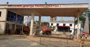কুড়িগ্রামে দুই সপ্তাহ ধরে জ্বালানি তেল সংকট, ভোগান্তি চরমে